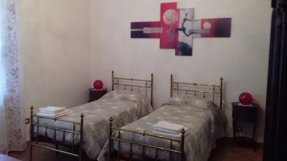 Arona-lake Maggiore Apartment in Quiet Area Suitable for Families