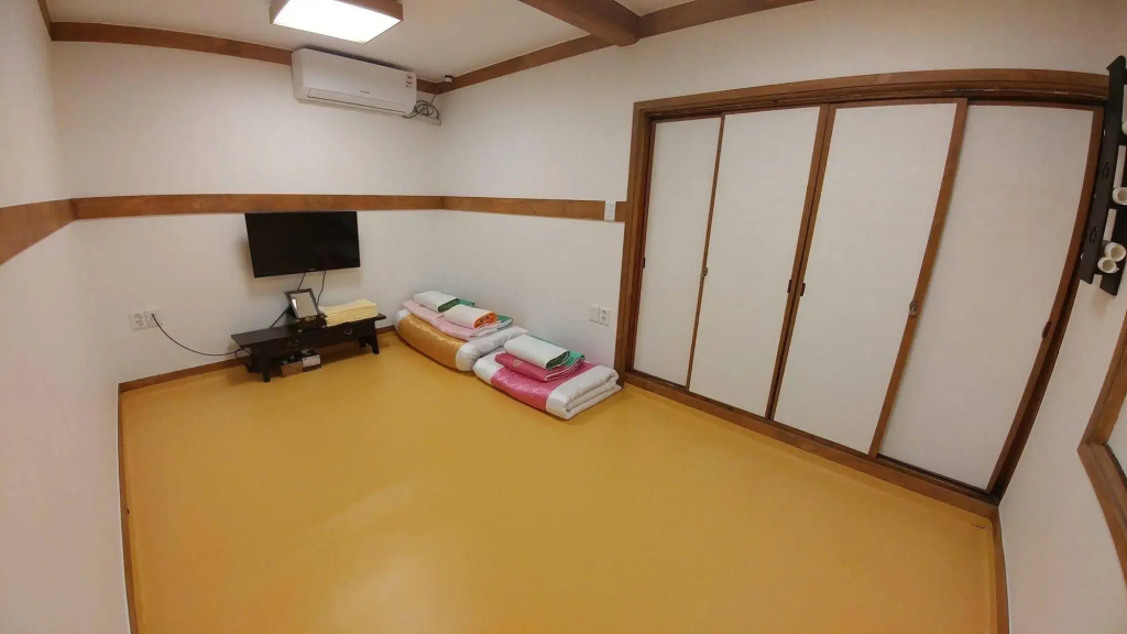 Sophia Hanok Guesthouse