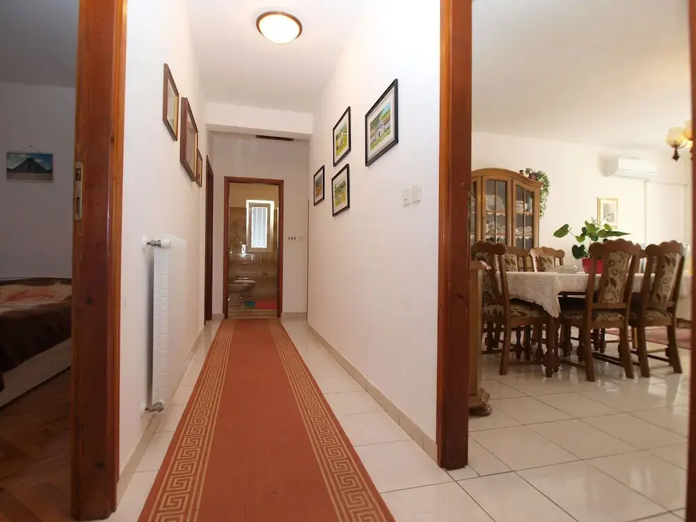 Apartment 1437