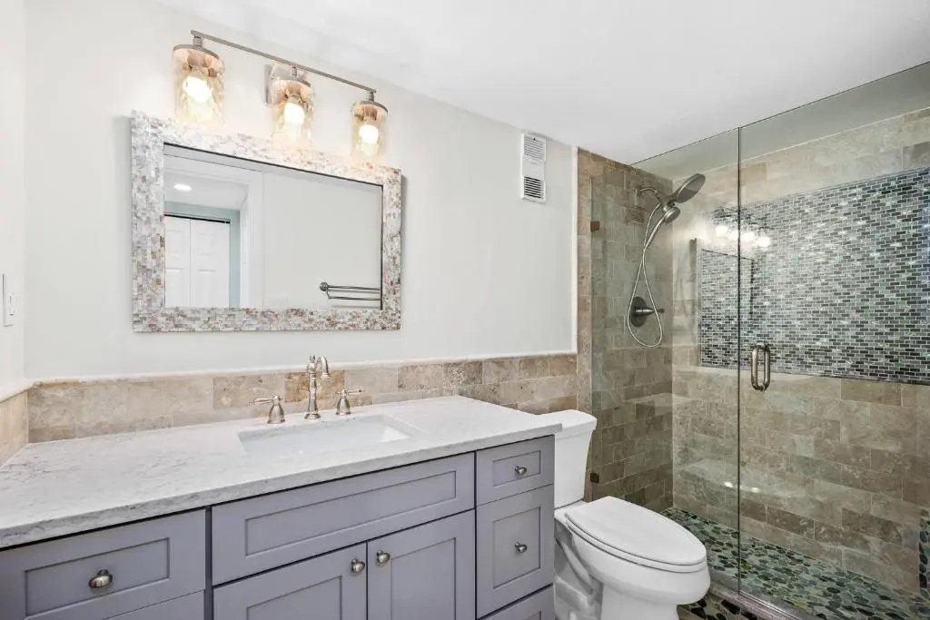Sand Dollar III 308, 3 Bedrooms, Pool Access, WiFi, Tennis, Sleeps 6