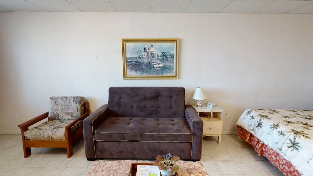 Island 4 1 Bedroom Condo