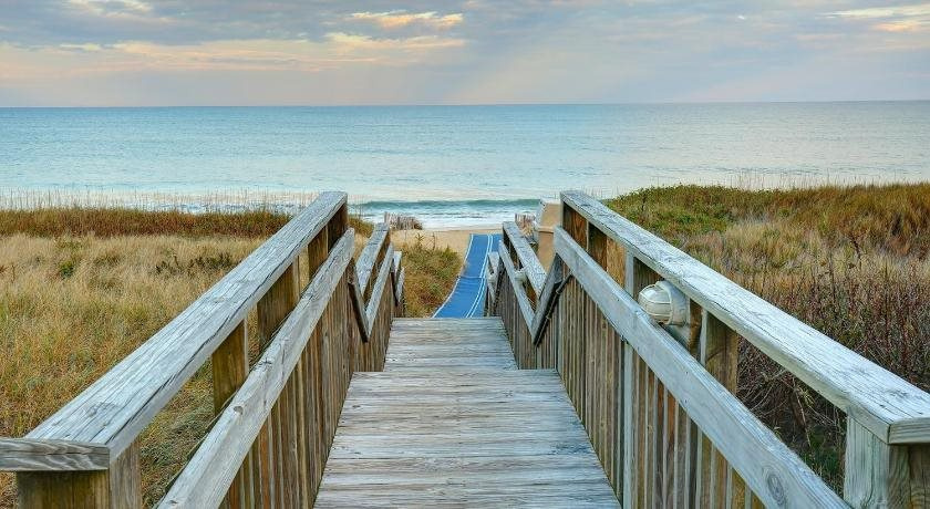 Outer Banks Beach Club