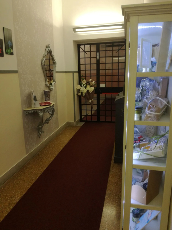 Hotel Cairoli