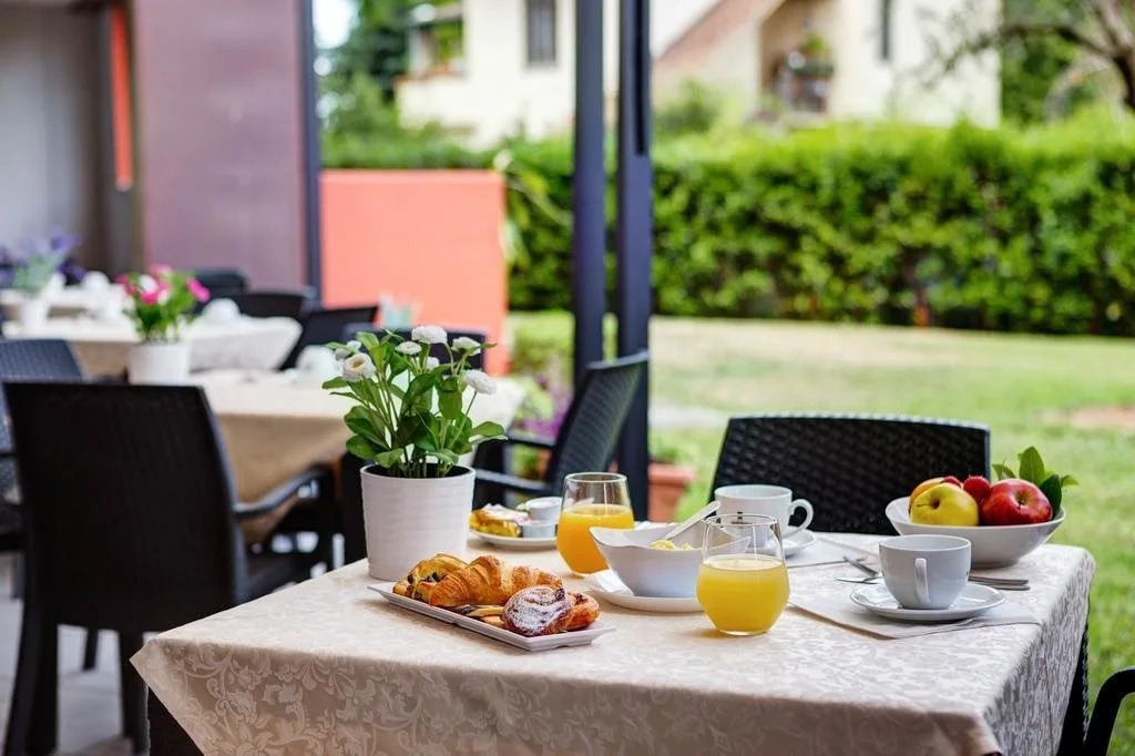 IH Hotels Firenze Business