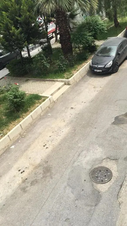 100m2 apartment, central location, free parking
