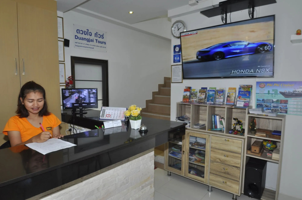 Duangjai Residence, Rooms & Apartments