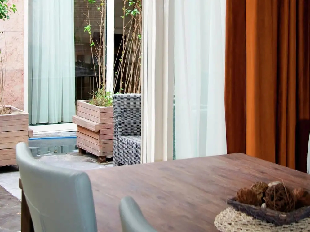 Luxury Apartment Near the Beach