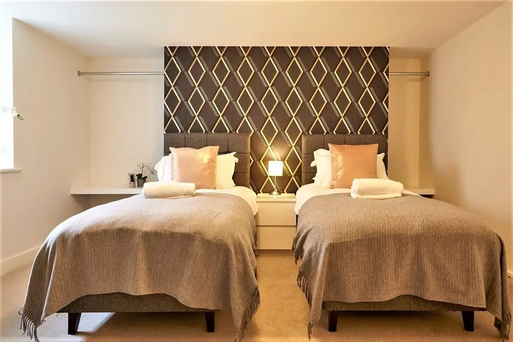 Meredith Way 2 Bedrooms Apartment