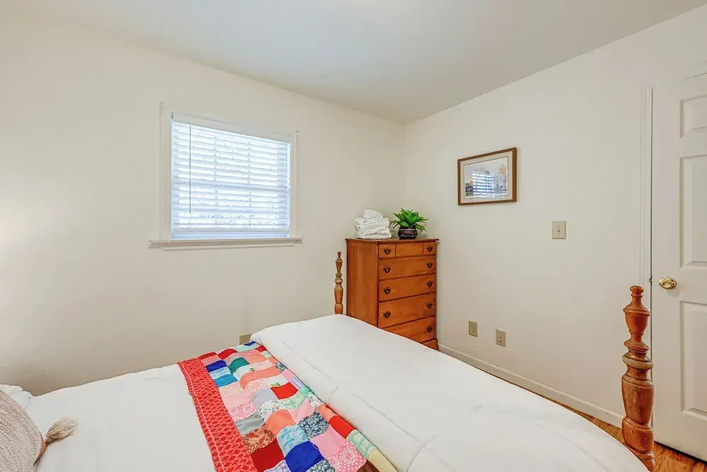 8 Mi to Chattooga River: Pet-friendly Mtn Cabin