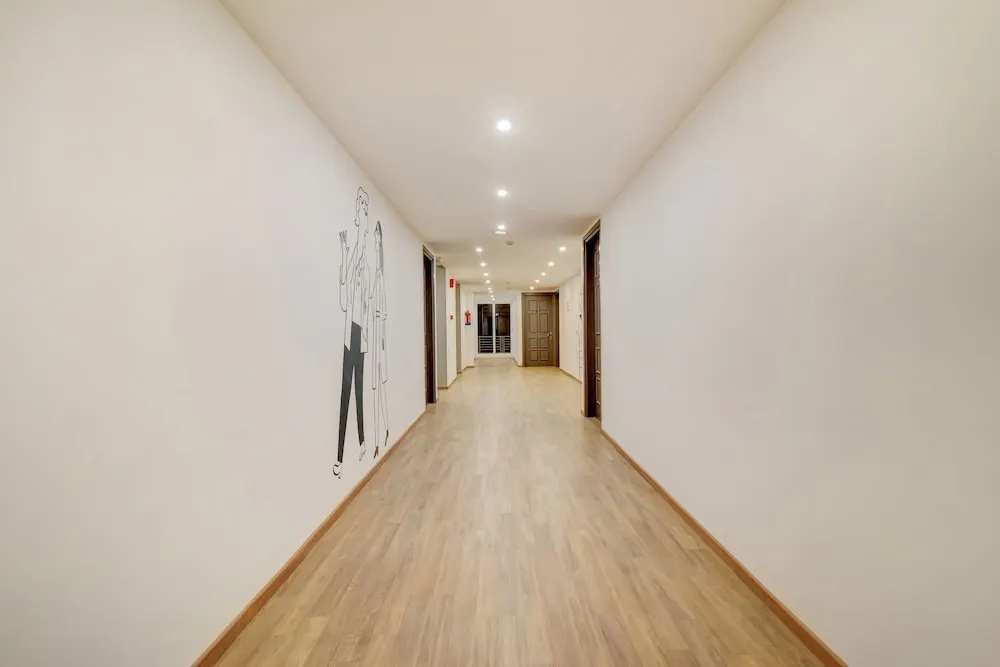 OYO Townhouse 219, Sector 49, Gurgaon