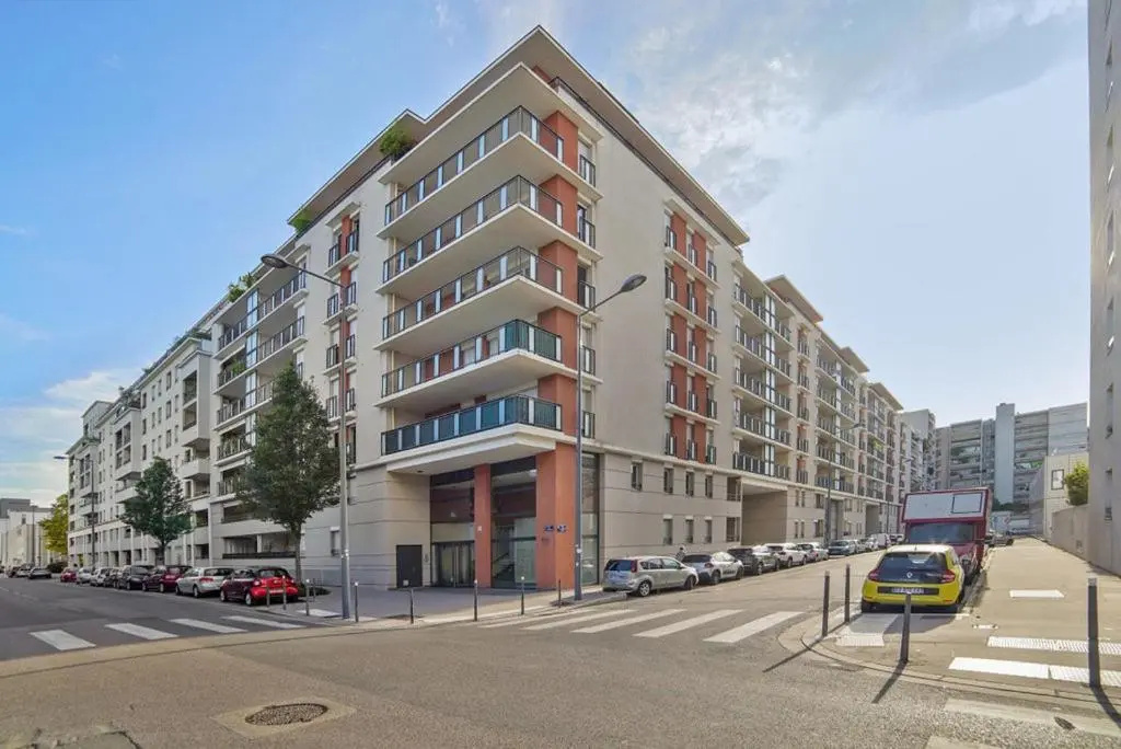 52m2,Terrace&Garage,near Part Dieu station,Lyon Congress Center,Parc Têted'Or