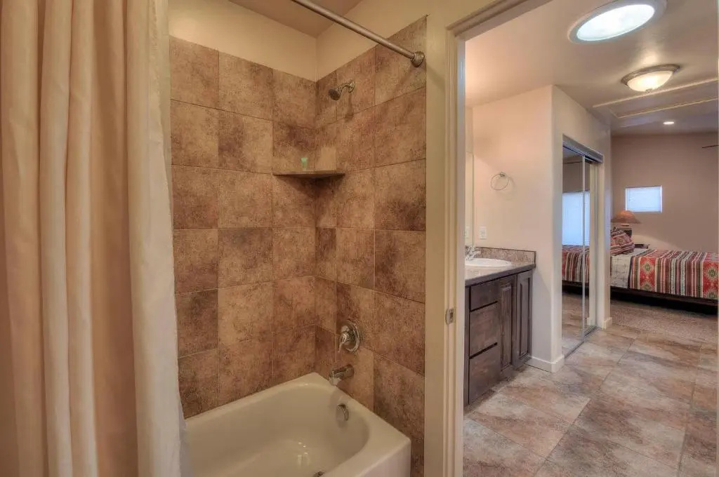 Rim Village Vista Unit 6 A8