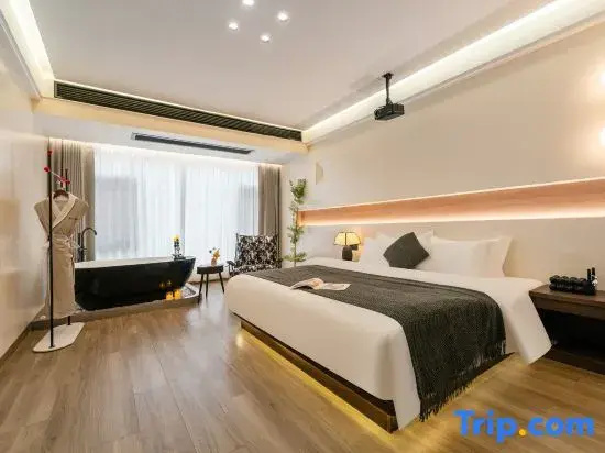 Hengshan Lingshanqi Two-Building Suite Homestay