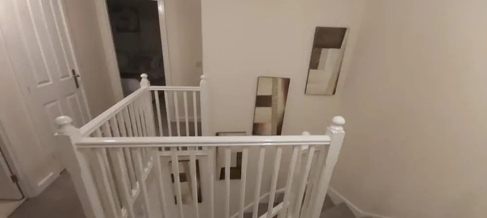 Lovely 3-bed House in Luton