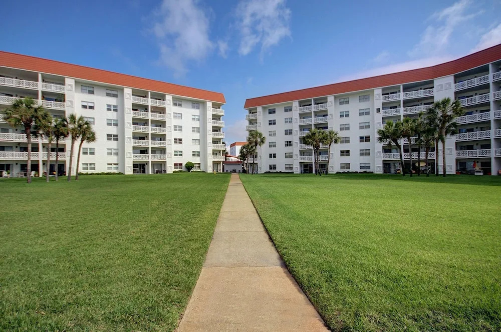 363 El Matador 2 Bedroom Condo by RedAwning