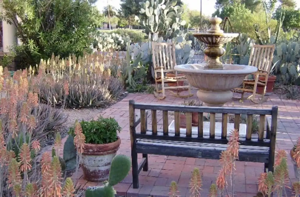 Catalina Park Inn Bed and Breakfast