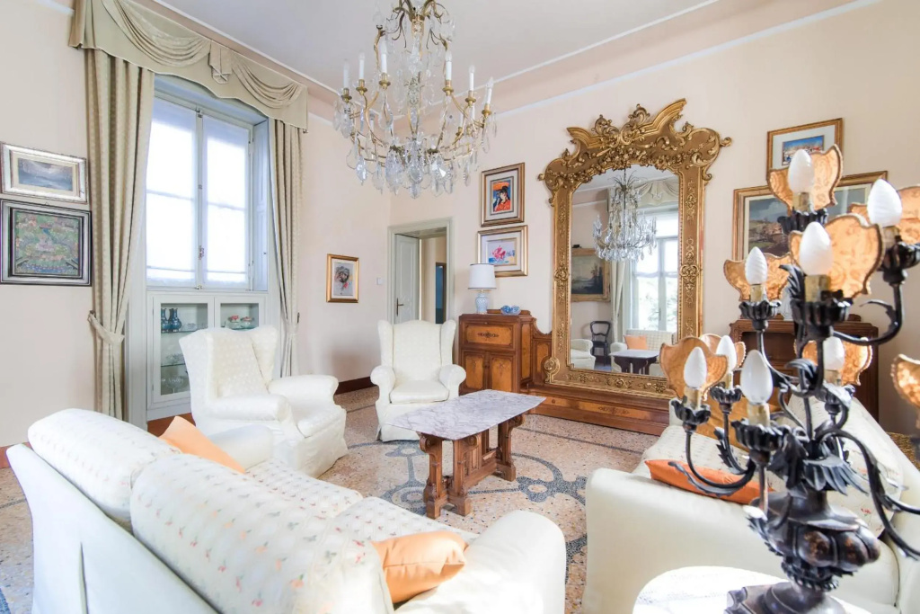 Villa Liberty Giù by "The House Of Travelers"