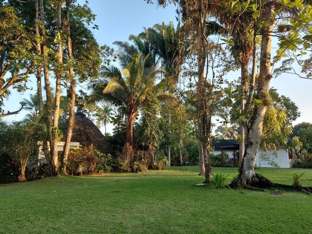 Nana Juana Hotel & Marina