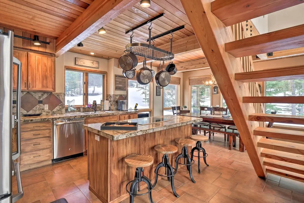 Snowshoe & Ski: Home w/ Mtn-view Deck in Breck!