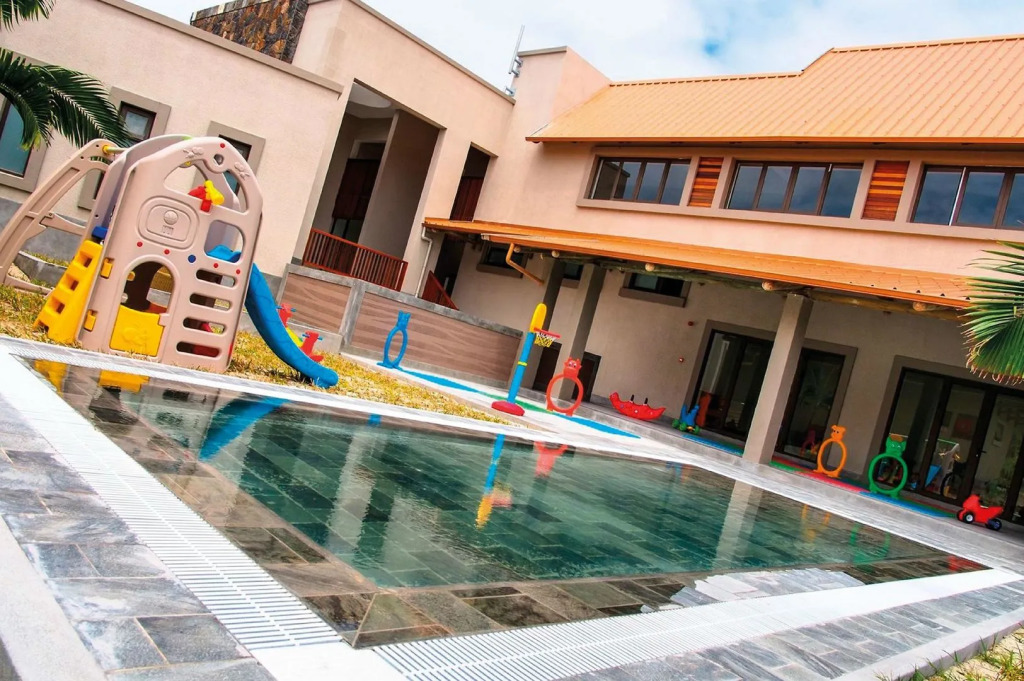 Crystals Beach Resort Belle Mare, a member of Radisson Individuals