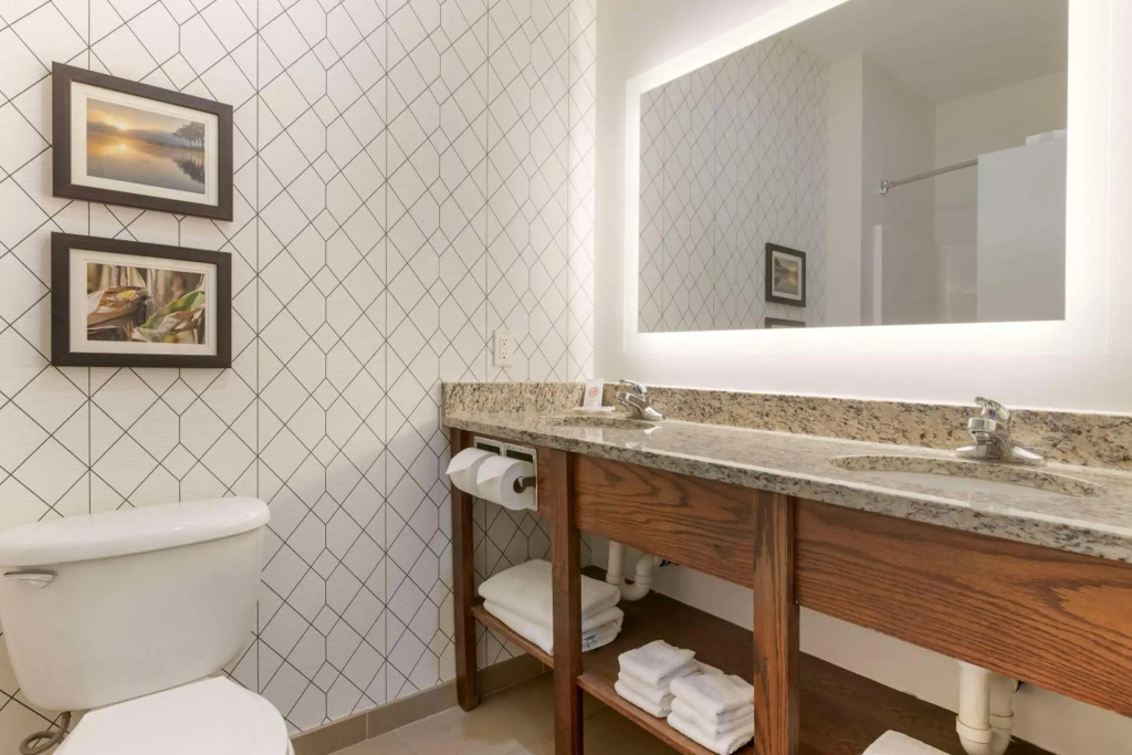 Comfort Inn & Suites Davenport - Quad Cities