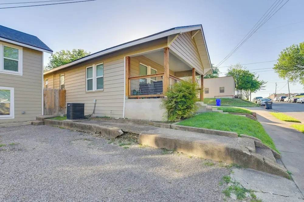3 Mi to Baylor U Home with Shared Yard