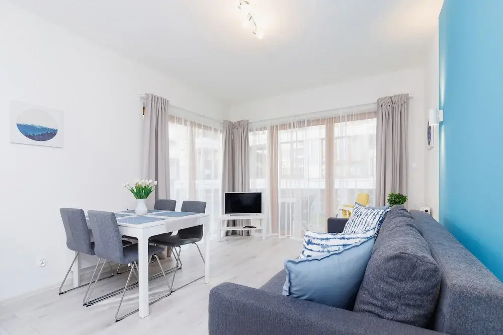 Stylish Apartment Rakowicka by Renters