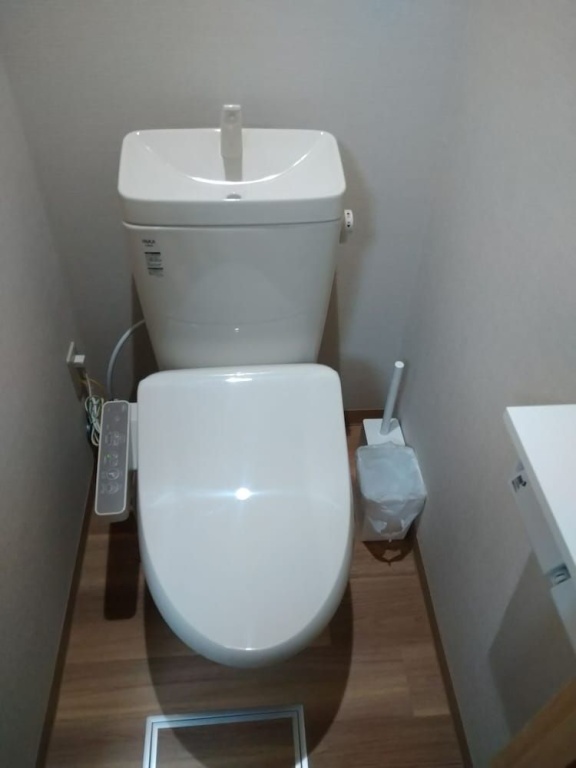 Issyuku Higashiueno Hotel