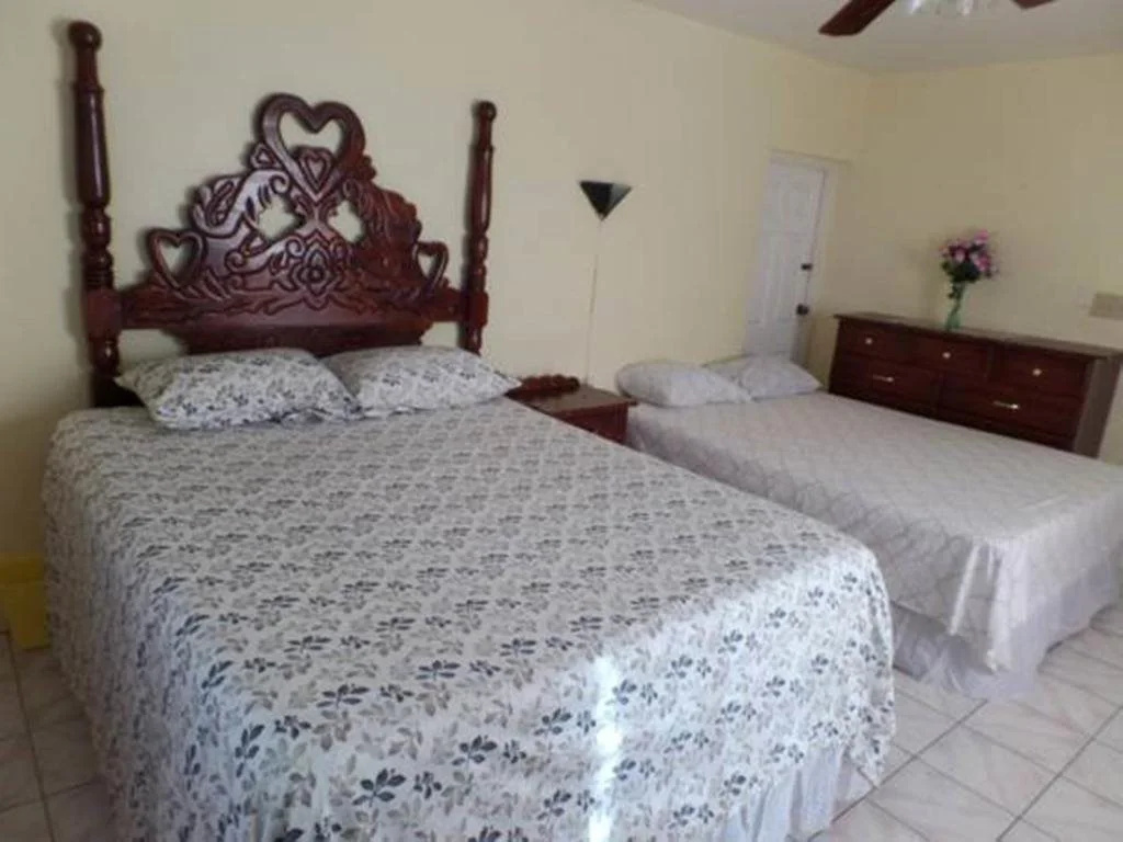 Villa Donna Inn