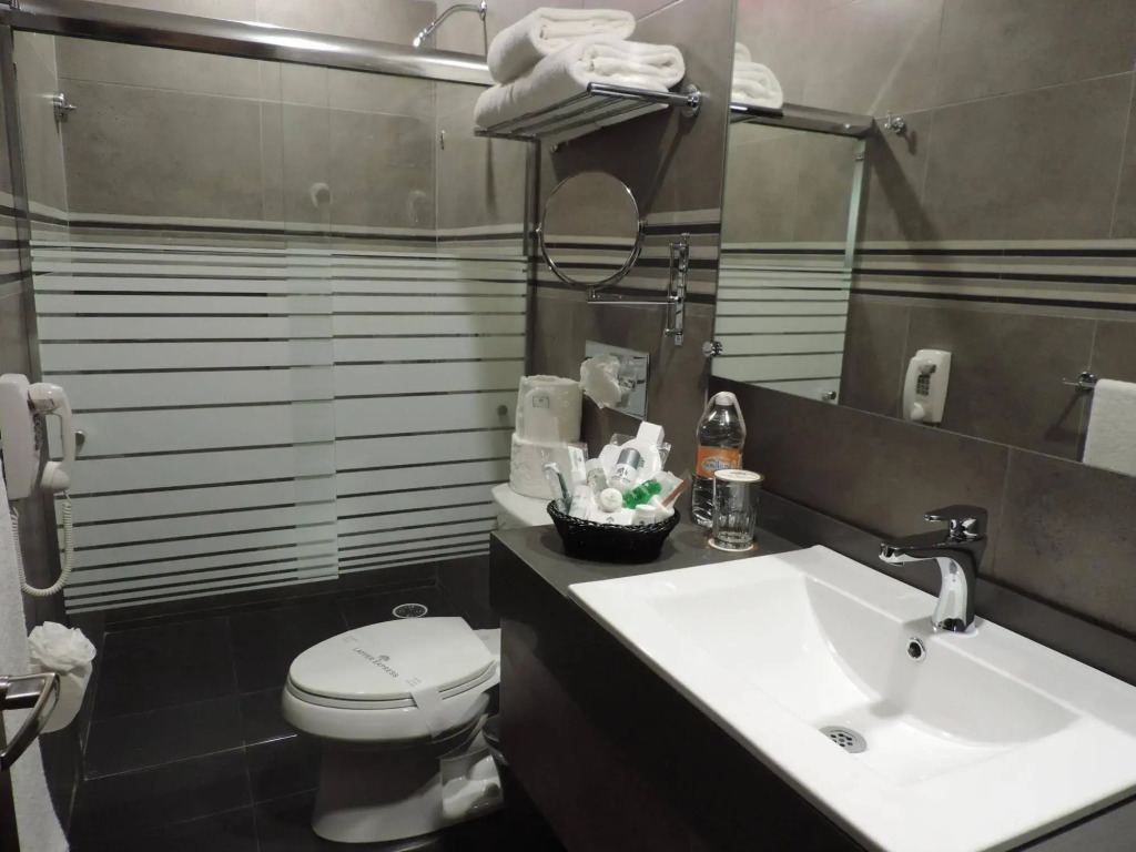 Layfer Express, Córdoba, Ver