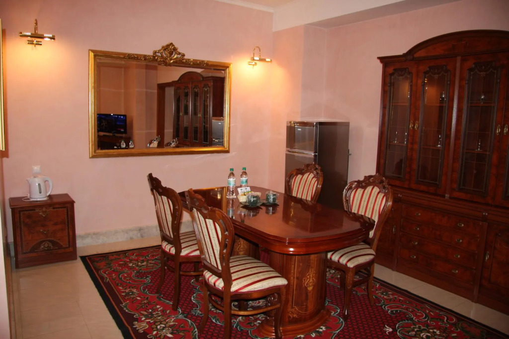 Джузеппе Отель