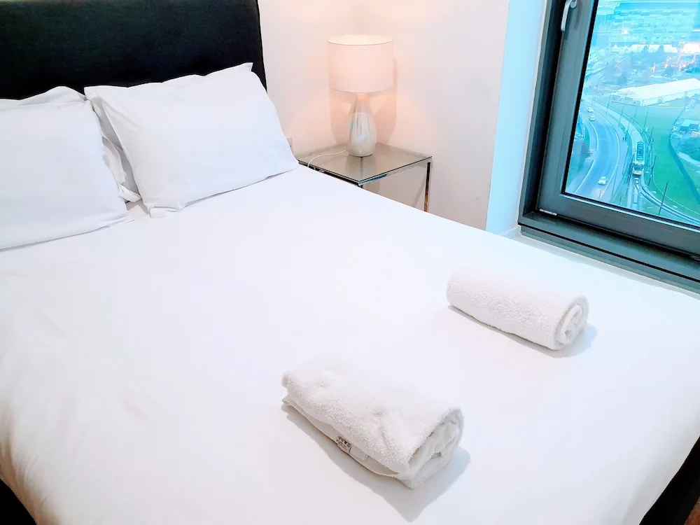 Solo Living - Tower B - Michigan Avenue