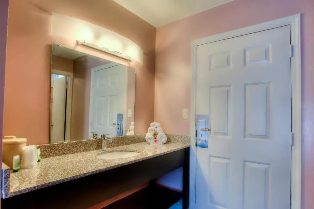 The Beaucatcher, a Boutique Motel