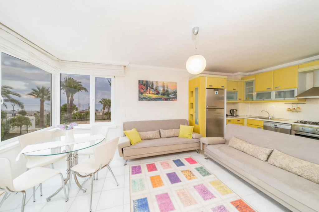 Lovely Apartment With Shared Pool in Konyaalti