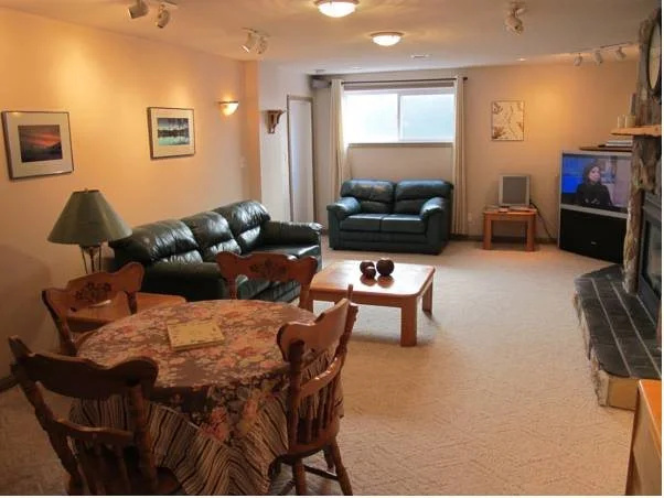 Carol & John's Place