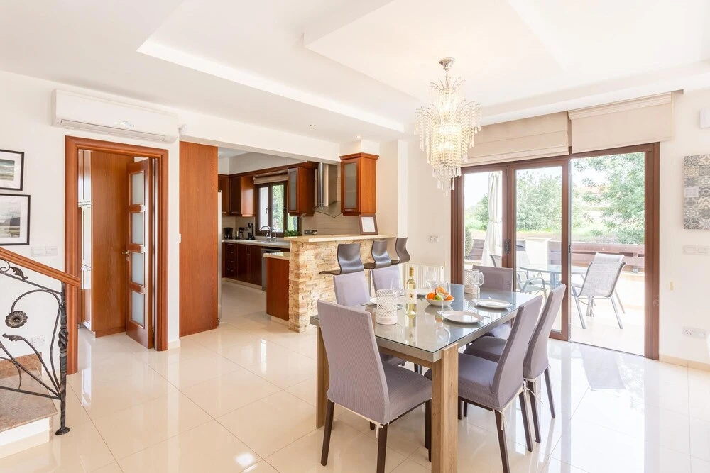 Villa Kalizoni Large Private Pool Walk to Beach A C Wifi - 3036