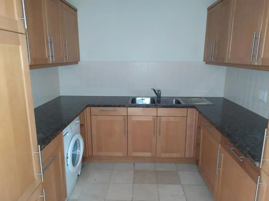 Unique 3 Bedroom in V A Waterfront