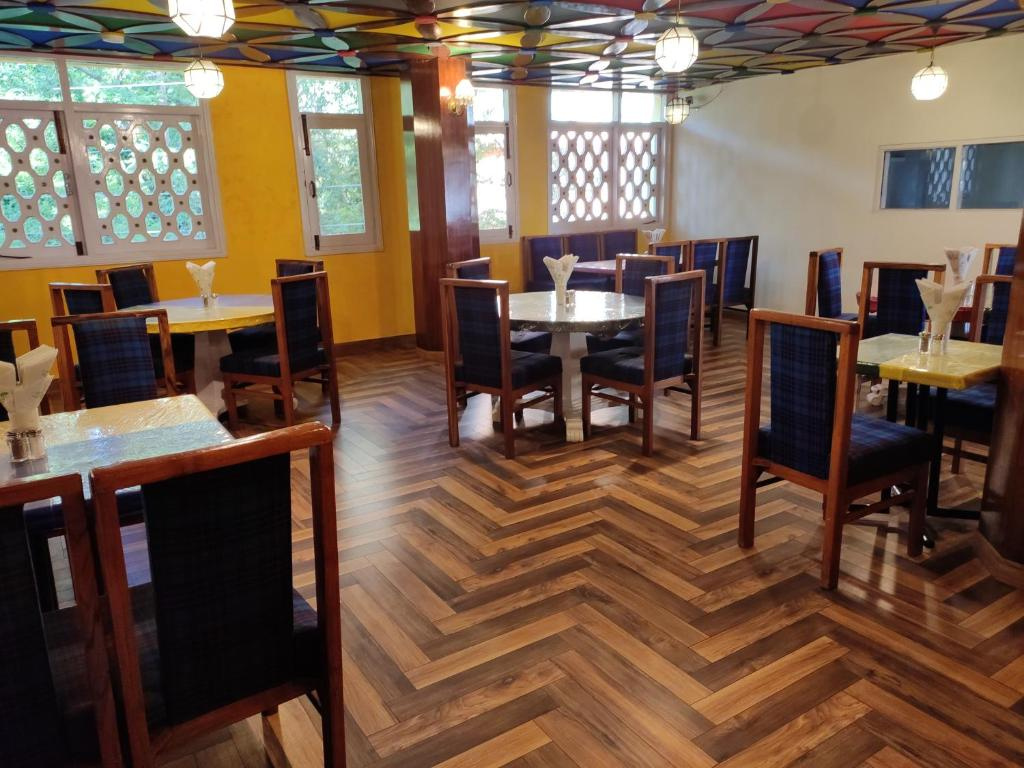 Hotel Pineview Shimla