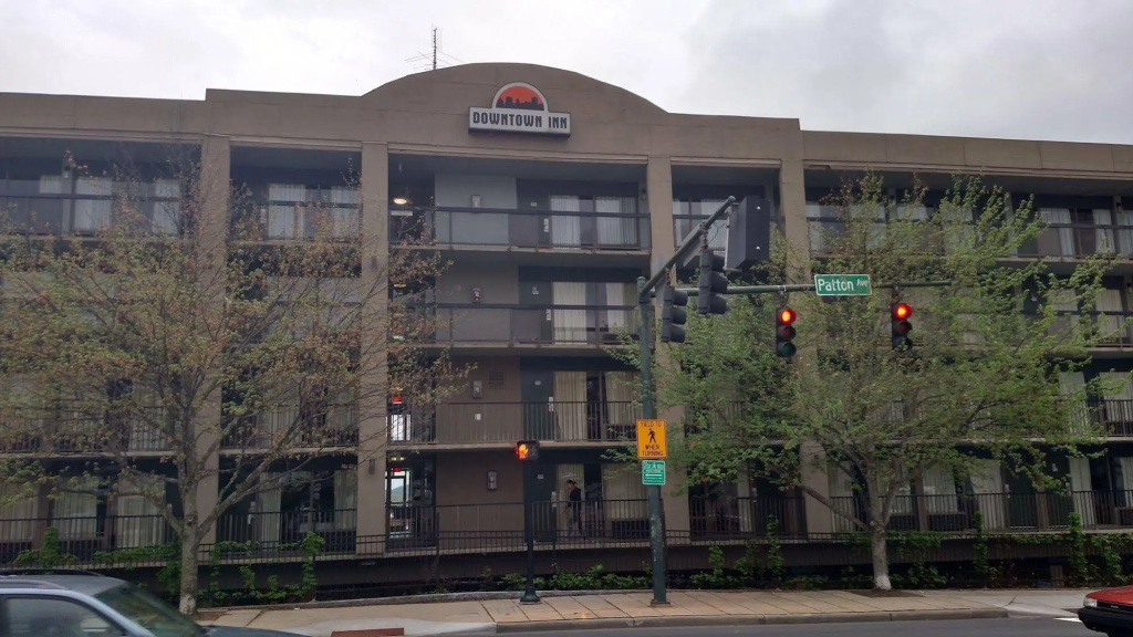 Downtown Inn