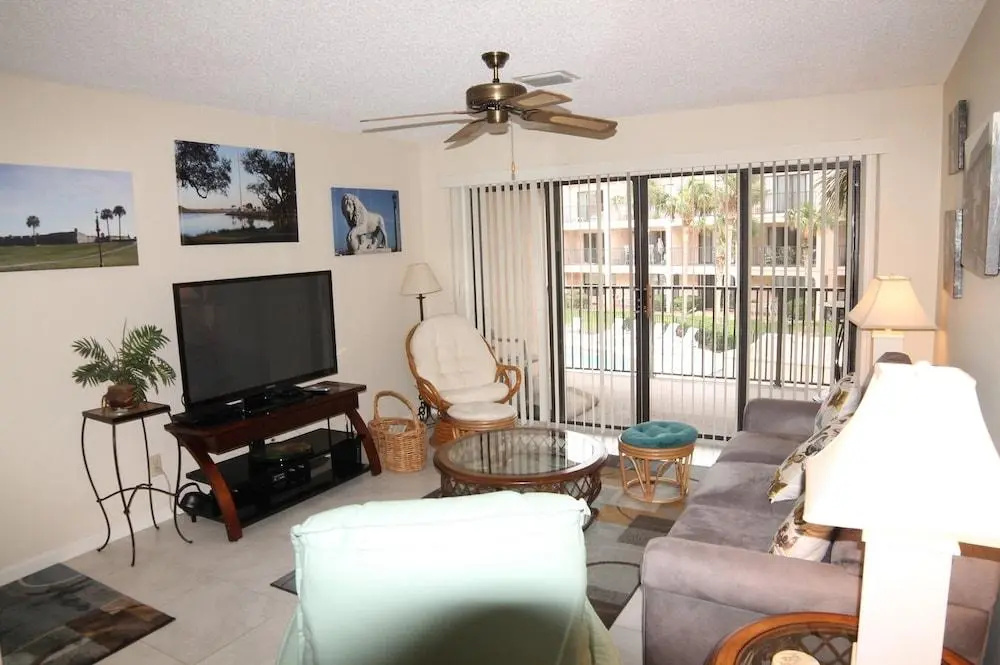 Sea Place 12224 Condo