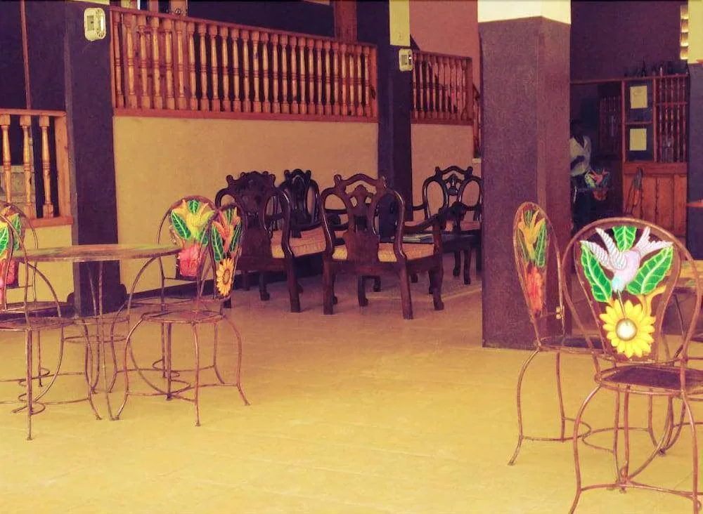 La Colline Hotel