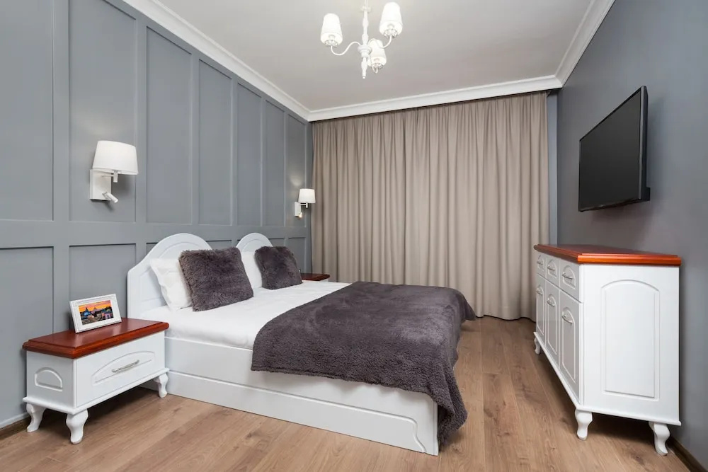 FM Deluxe 2-BDR Apartment - La Maison