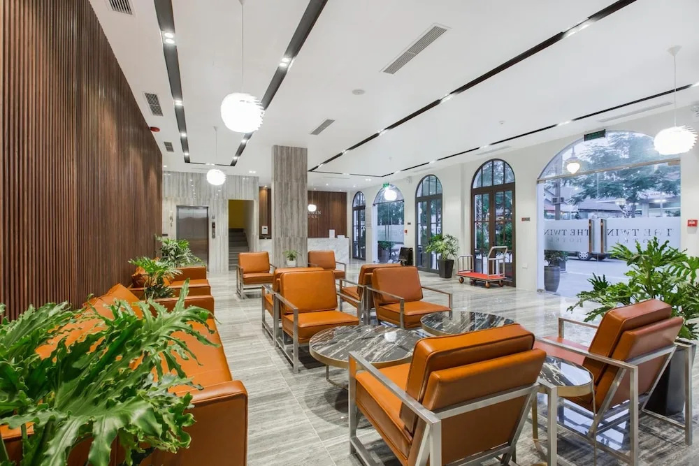 The Twin Hotel