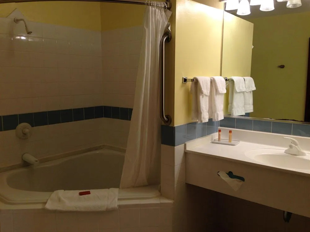 Hotel 27
