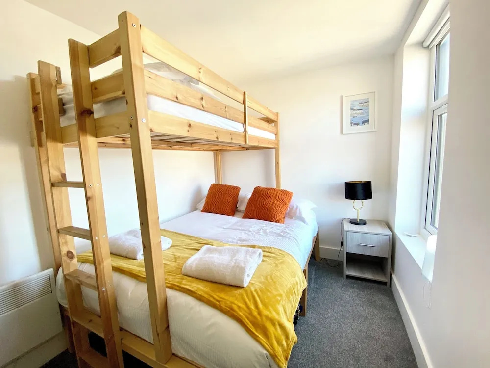 Winter Gardens Service Apartments by Blackpool Service Apartments