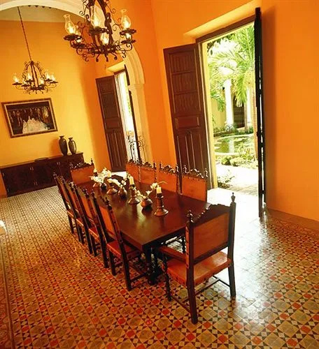 Villa Merida Boutique Hotel