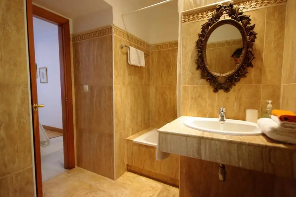 Livingtarifa - Apartamento en el centro con garaje