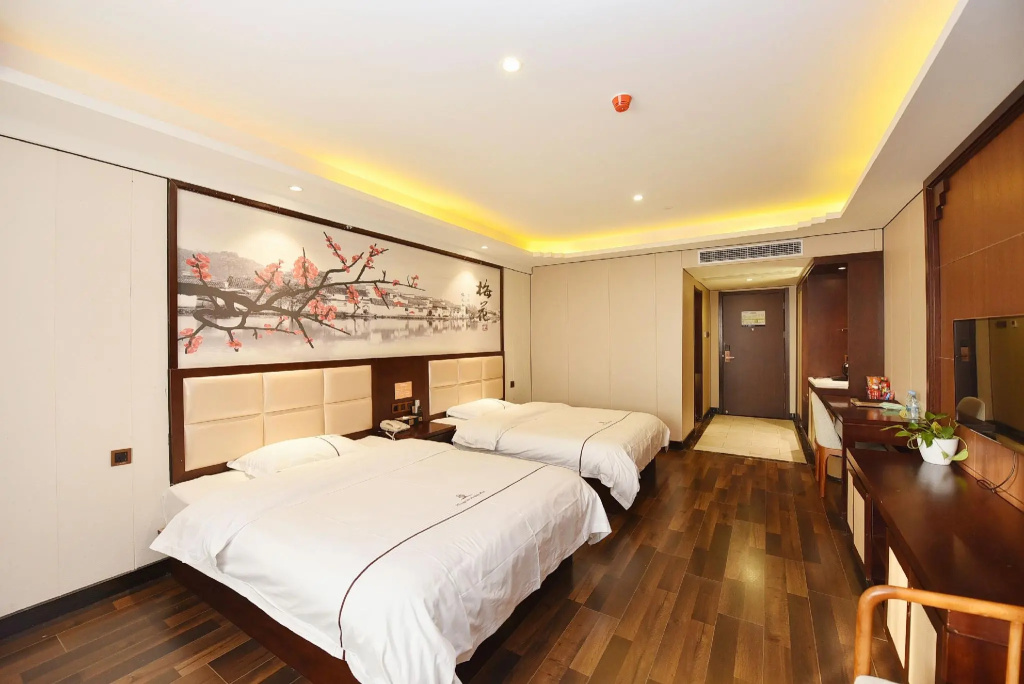 Shangpin Crystal Hotel (Hefei Fubang Plaza)