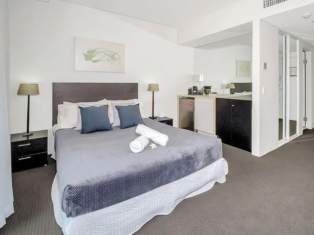 Privately Owned Hotel Room by Cairns Marina 222