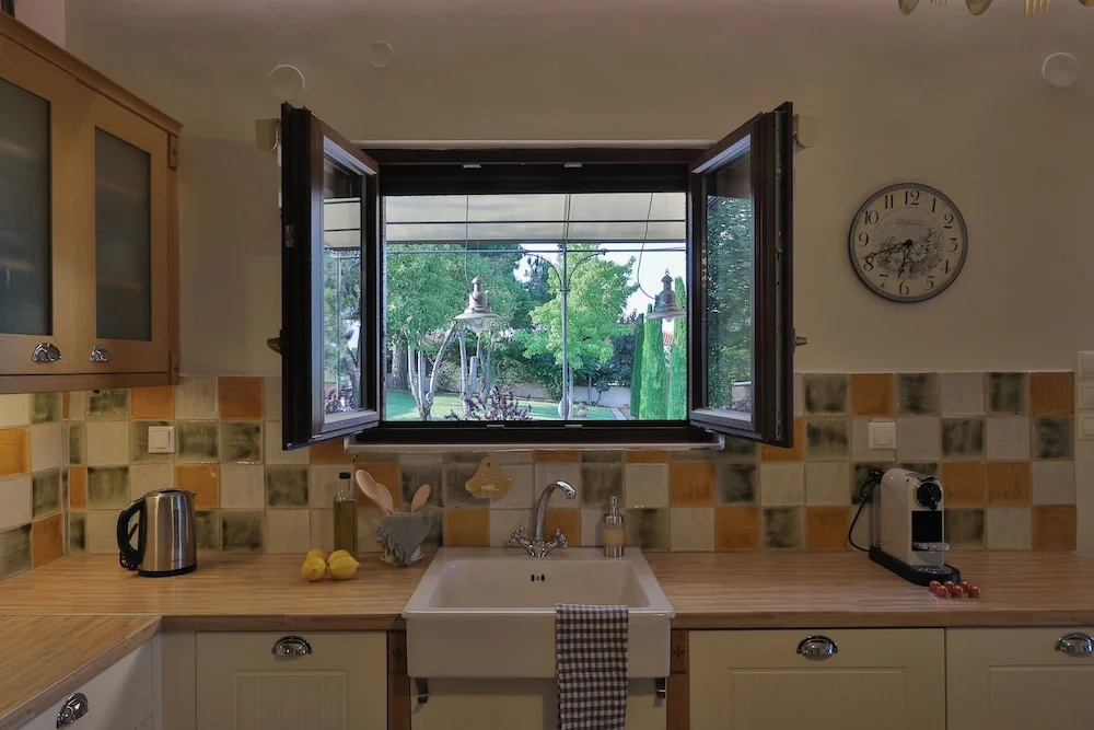 Οlives and Vines all seasons villa